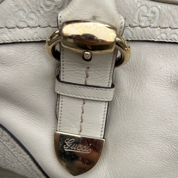 Gucci med size satchel in good condition! - Picture 9 of 9